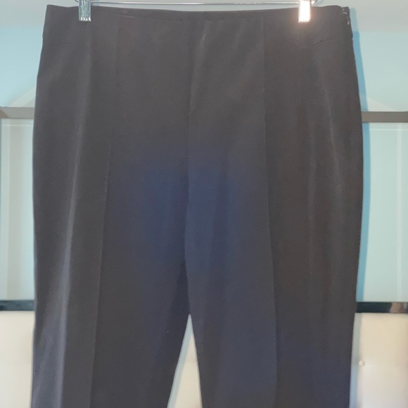 LAFAYETTE 148 NEW YORK ESSENTIAL Gramercy Black Stretch Pintuck Pant {$598} 12 - Picture 6 of 8